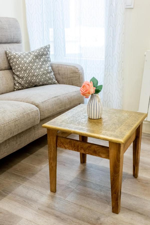 Staylib - Chic And Cosy 2 Rooms Porte De Montmartre Сент-Уен Екстериор снимка