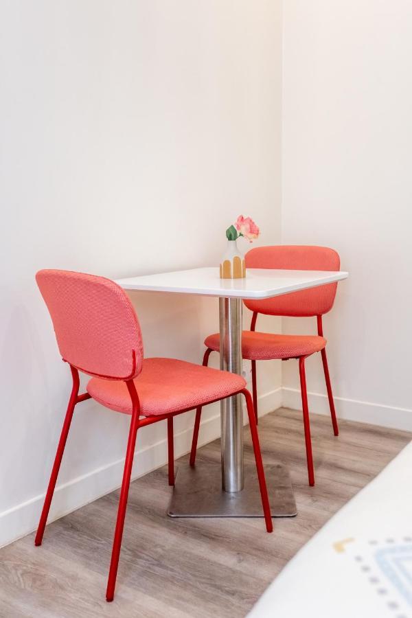 Staylib - Chic And Cosy 2 Rooms Porte De Montmartre Сент-Уен Екстериор снимка